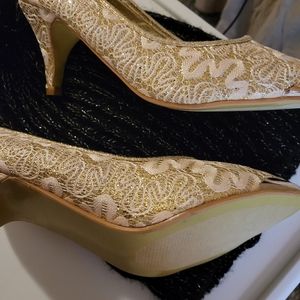 High heel shoe(gold)